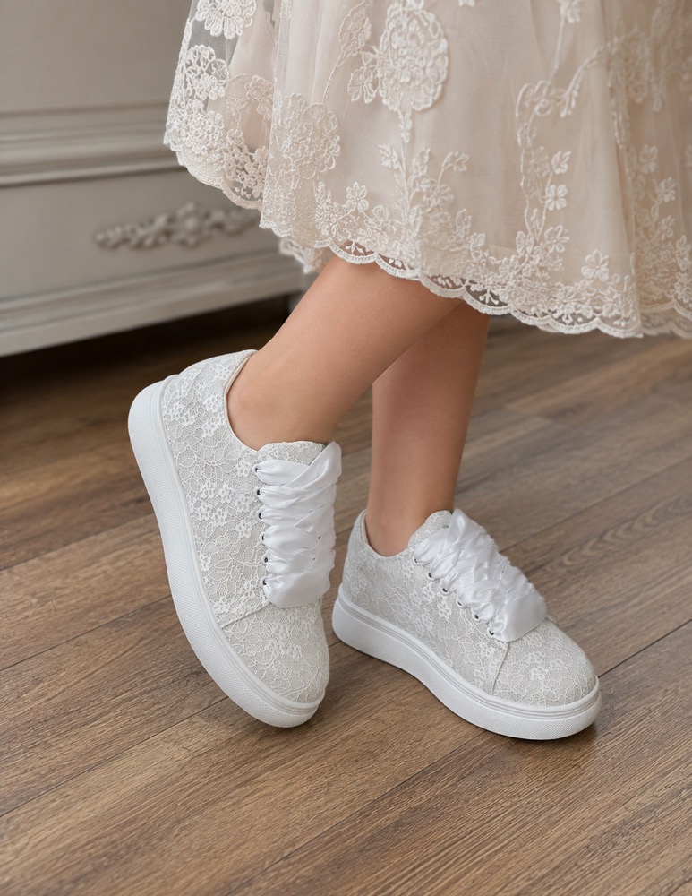 کتونی سفید عروس کد 351